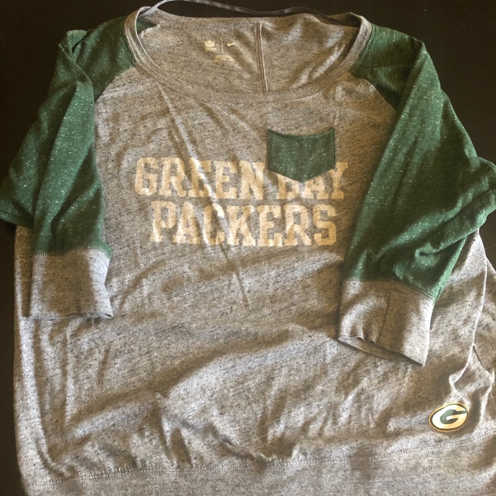 Nike Long sleeve green Bay Packers tshirt-size XXL